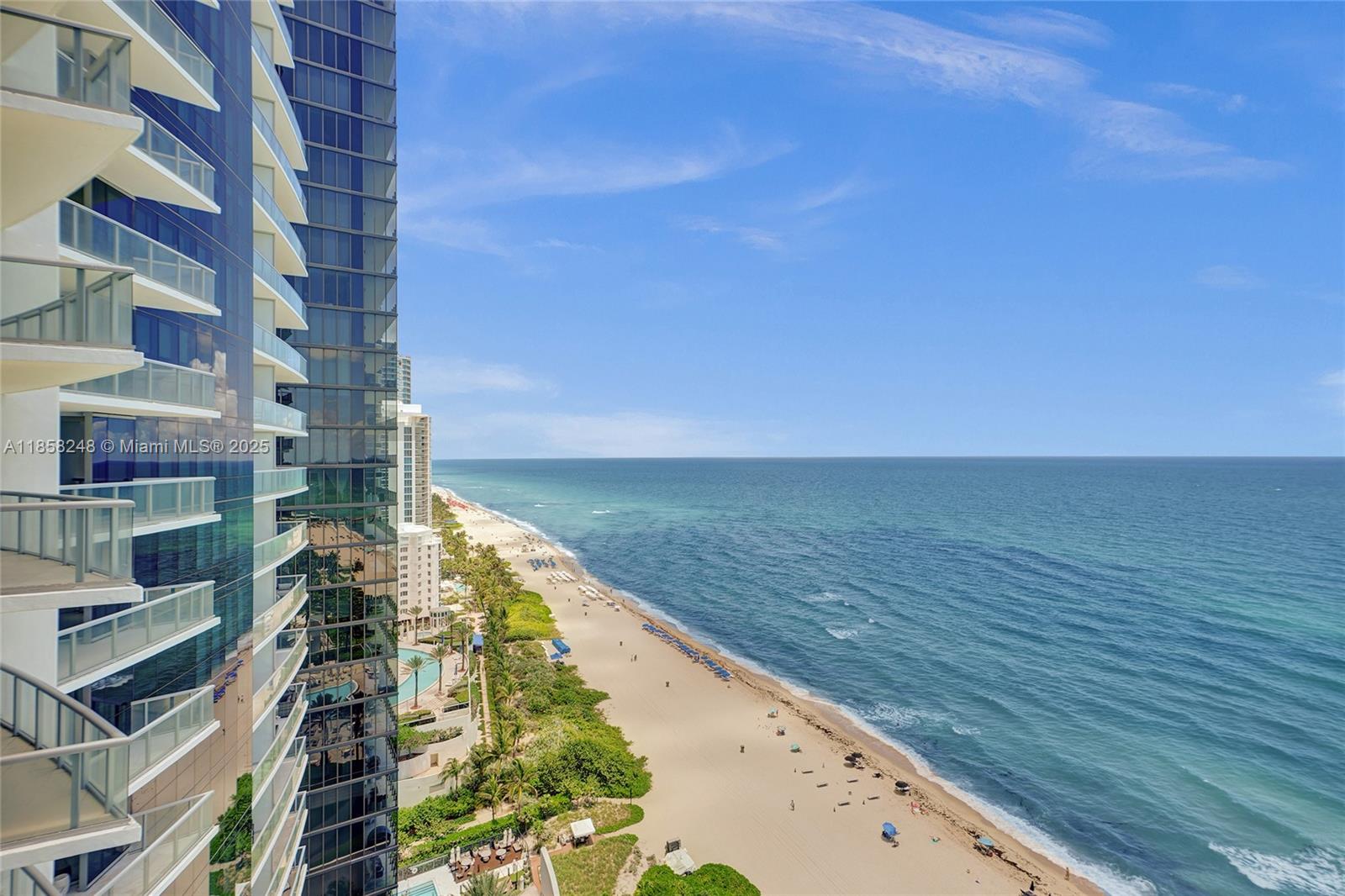 17121 Collins Ave # 2003