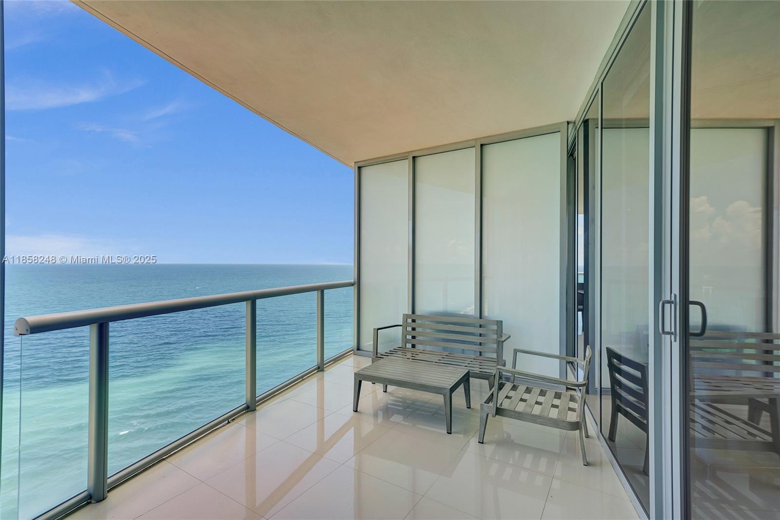 17121 Collins Ave # 2003