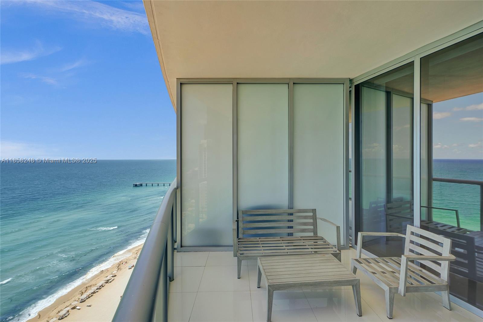 17121 Collins Ave # 2003