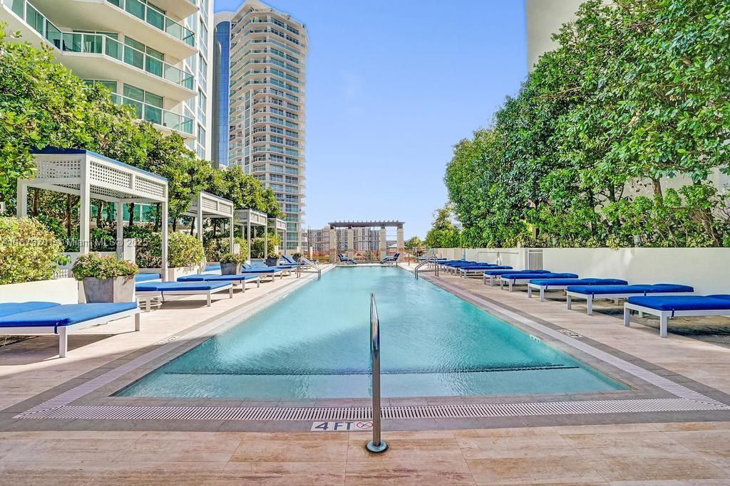 150 Sunny Isles Blvd # 1606 Unit: 1-1606