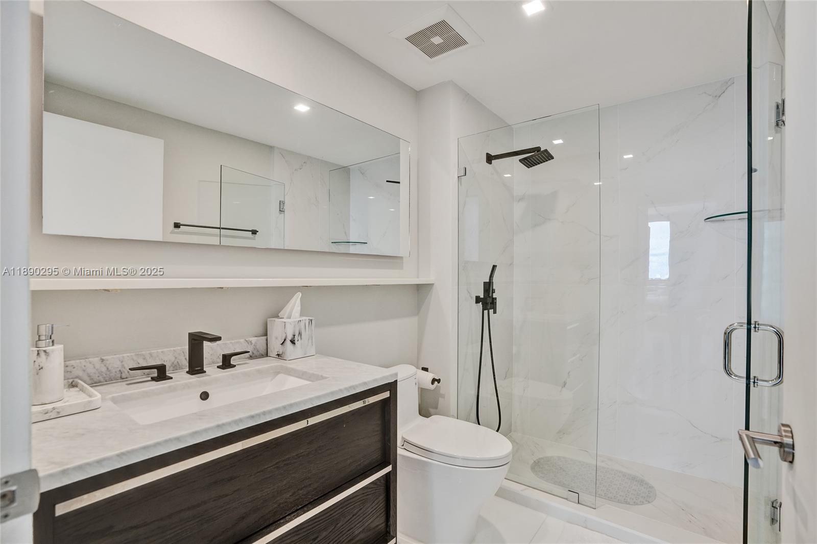 17875 Collins Ave # 3101