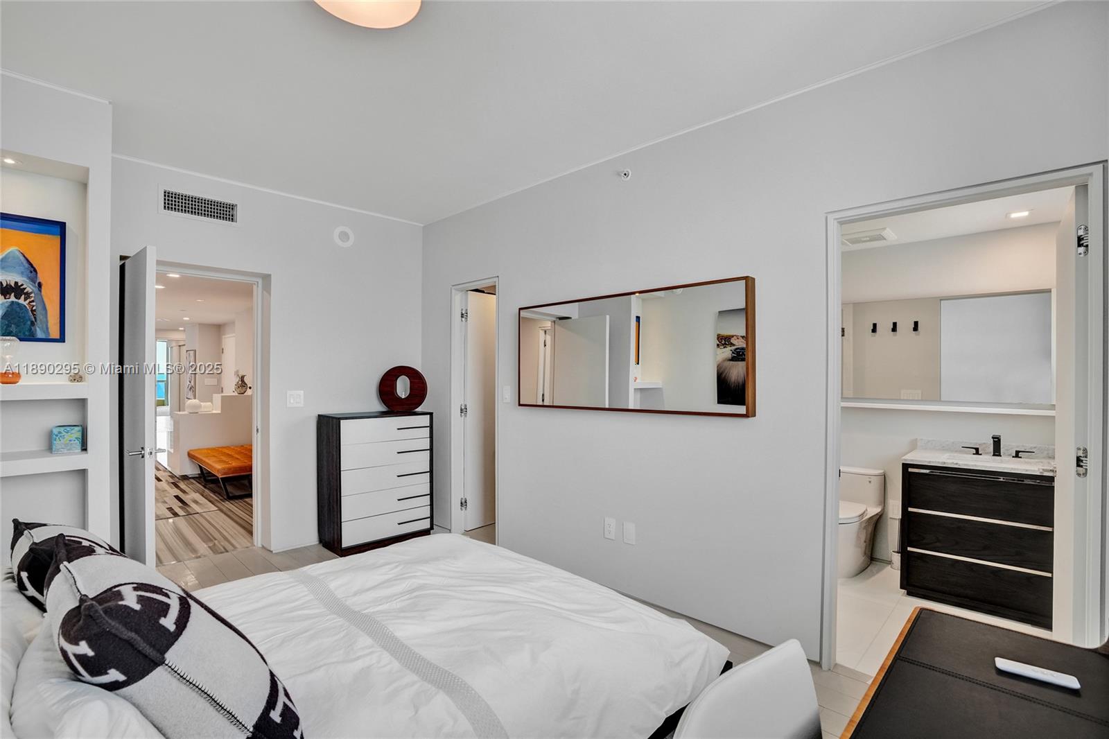 17875 Collins Ave # 3101