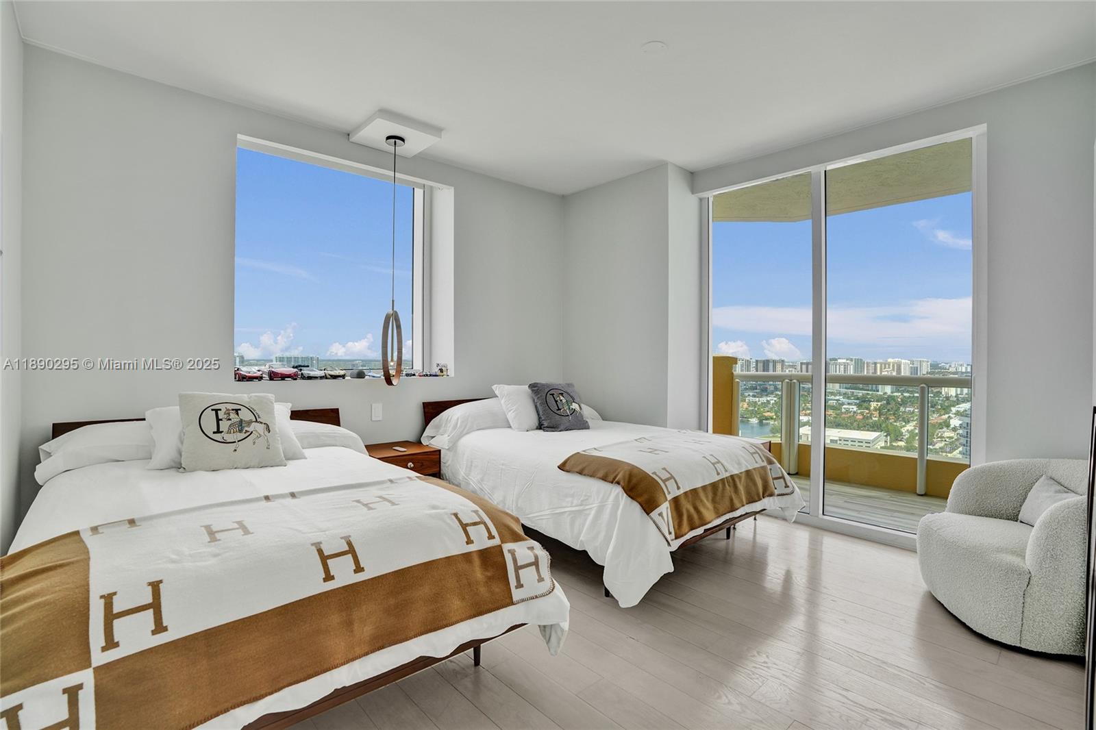 17875 Collins Ave # 3101