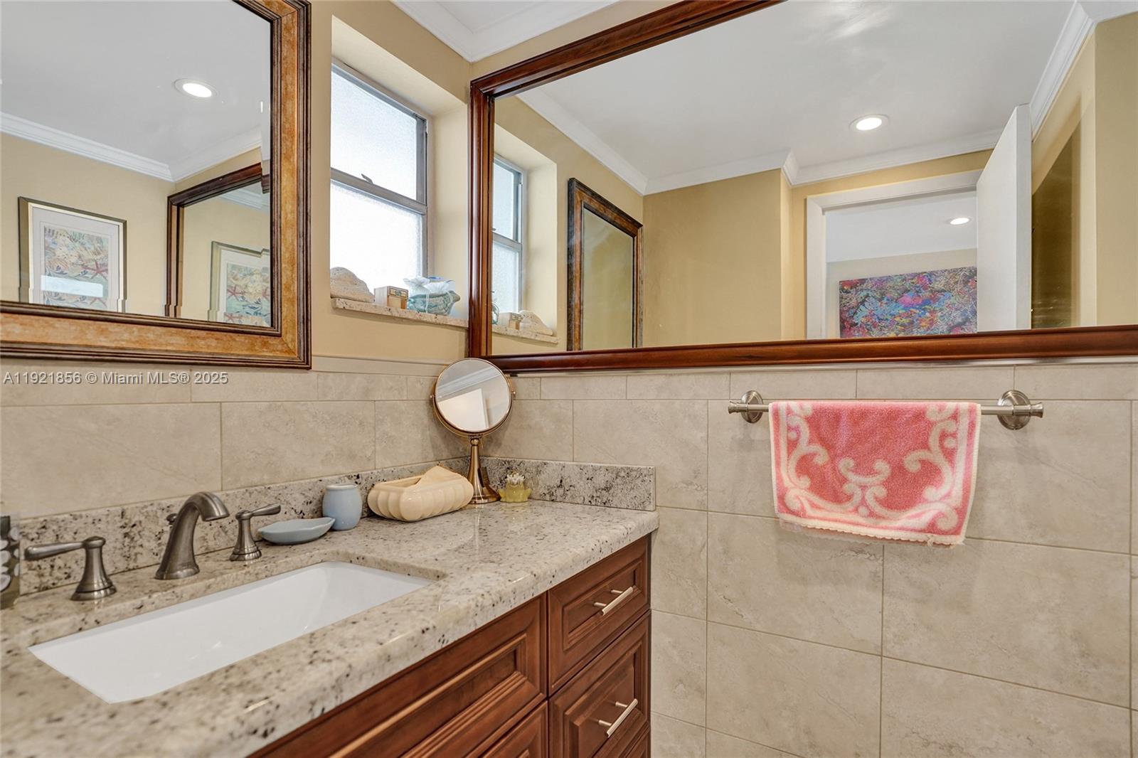 330 SE 2nd St # 404E