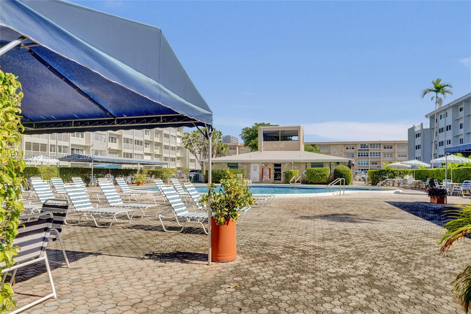 330 SE 2nd St # 404E