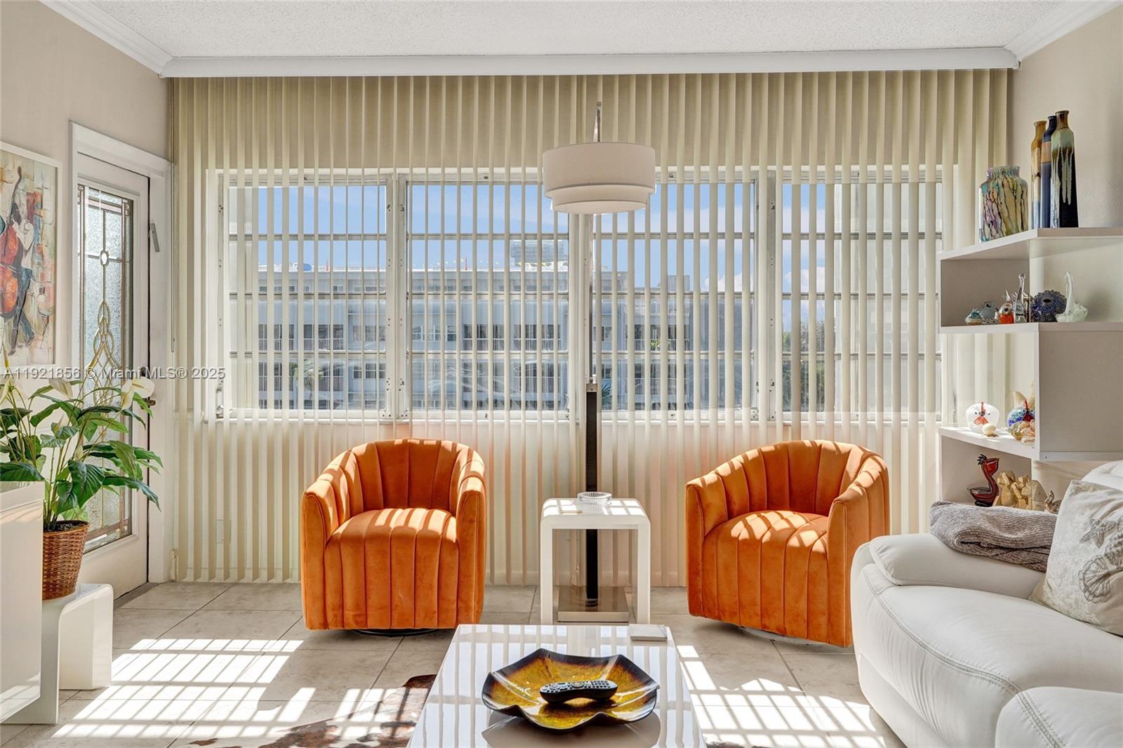 330 SE 2nd St # 404E