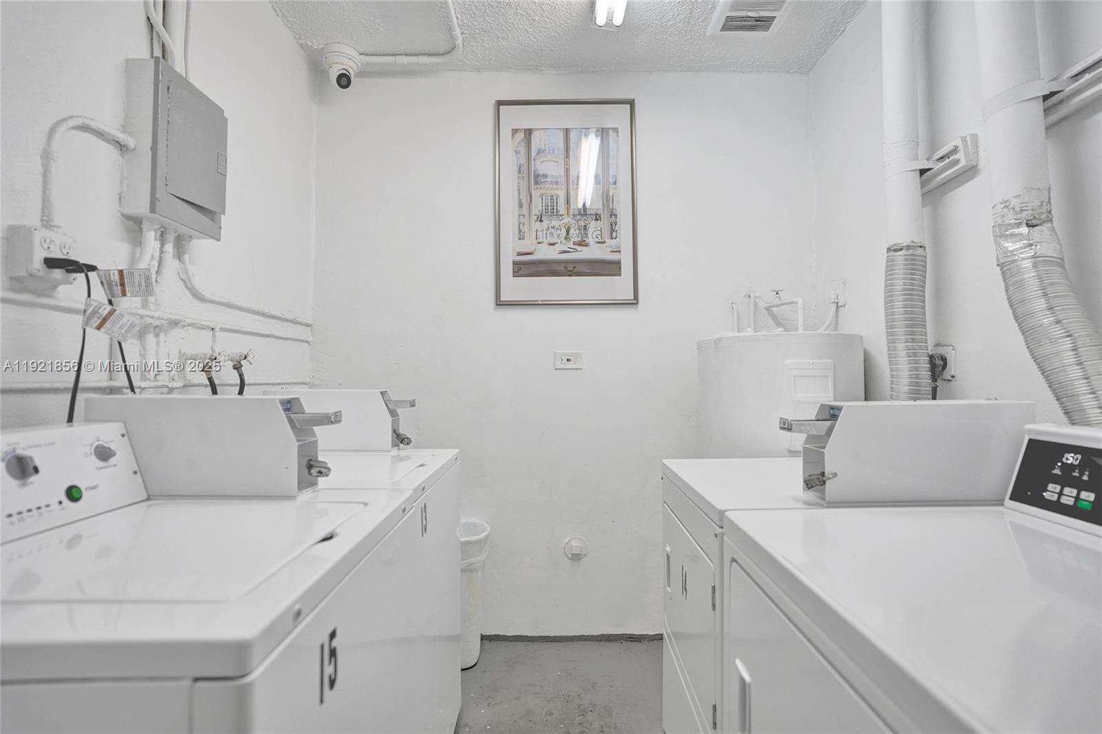 330 SE 2nd St # 404E