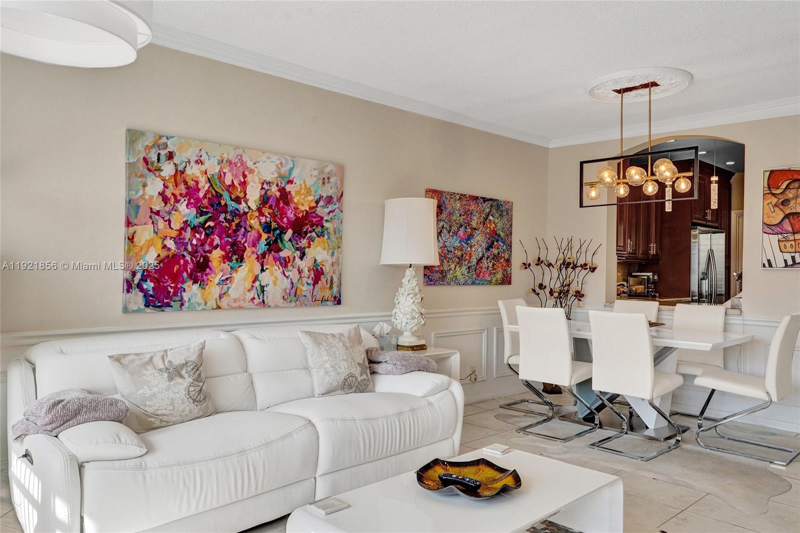 330 SE 2nd St # 404E