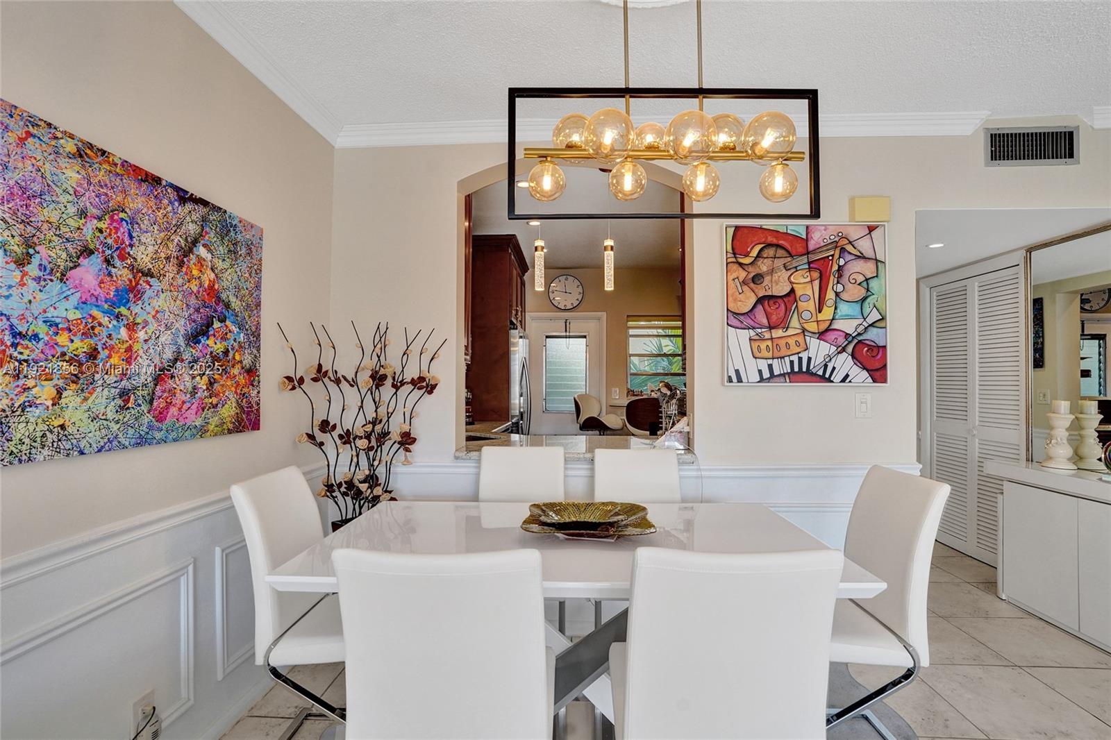 330 SE 2nd St # 404E