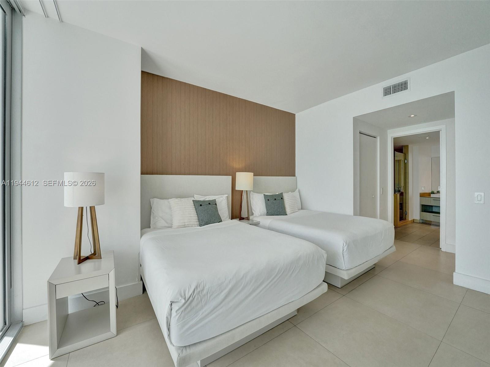 4111 S Ocean Dr # 1201