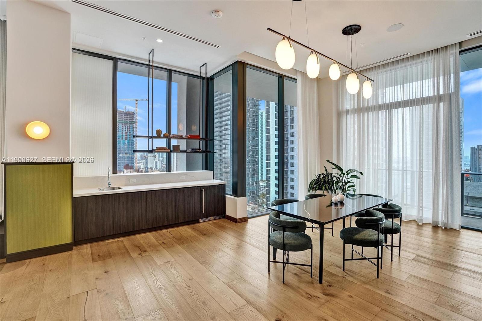 6 Street NE 11 # 712