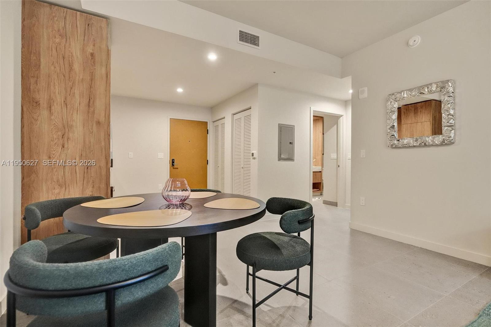 6 Street NE 11 # 712