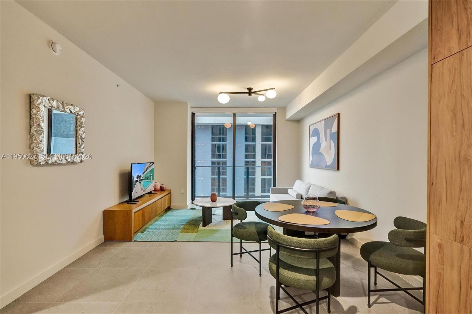 6 Street NE 11 # 712