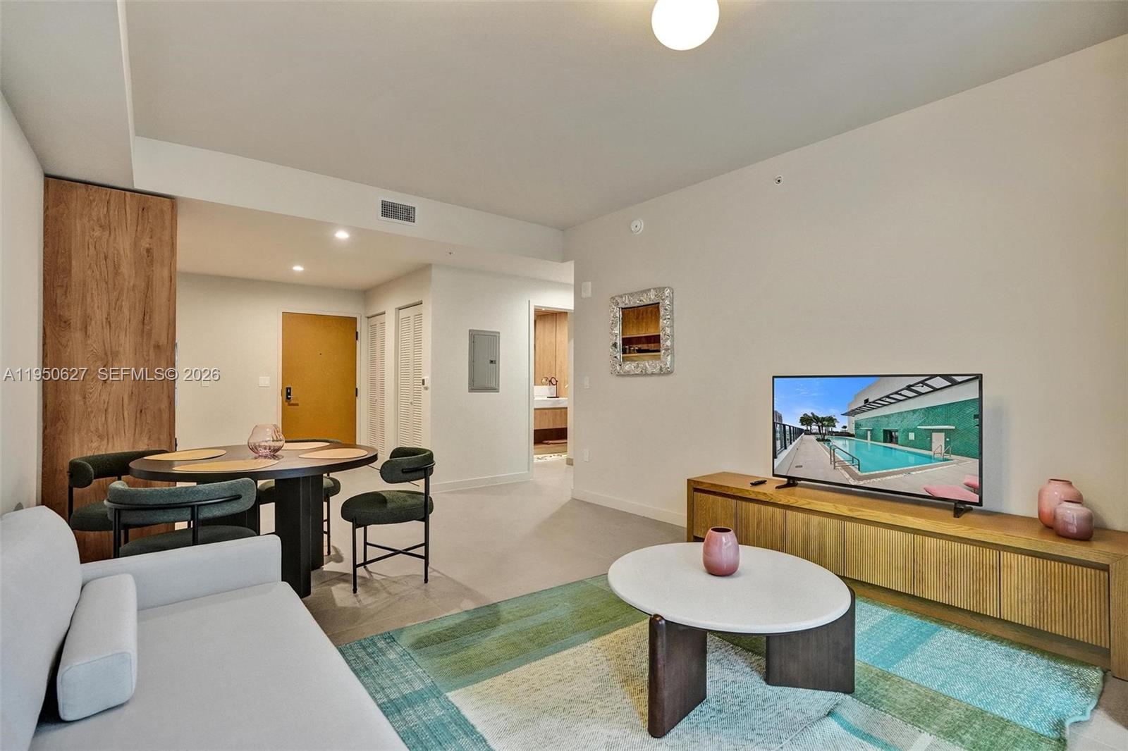 6 Street NE 11 # 712