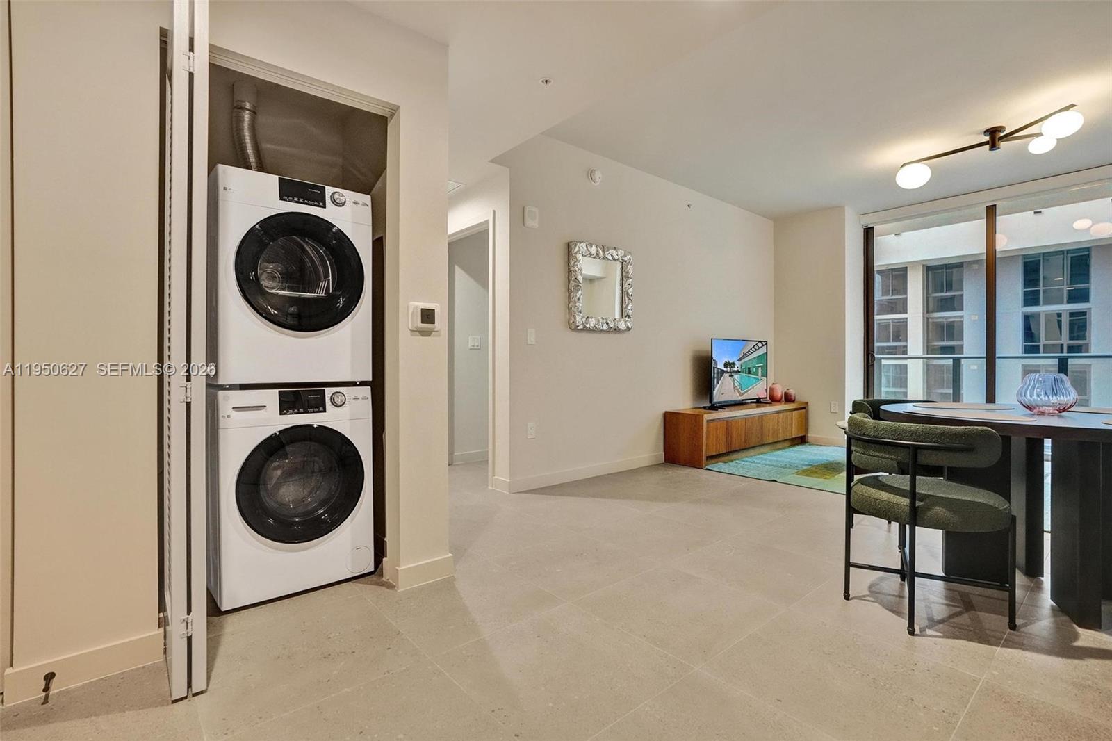 6 Street NE 11 # 712