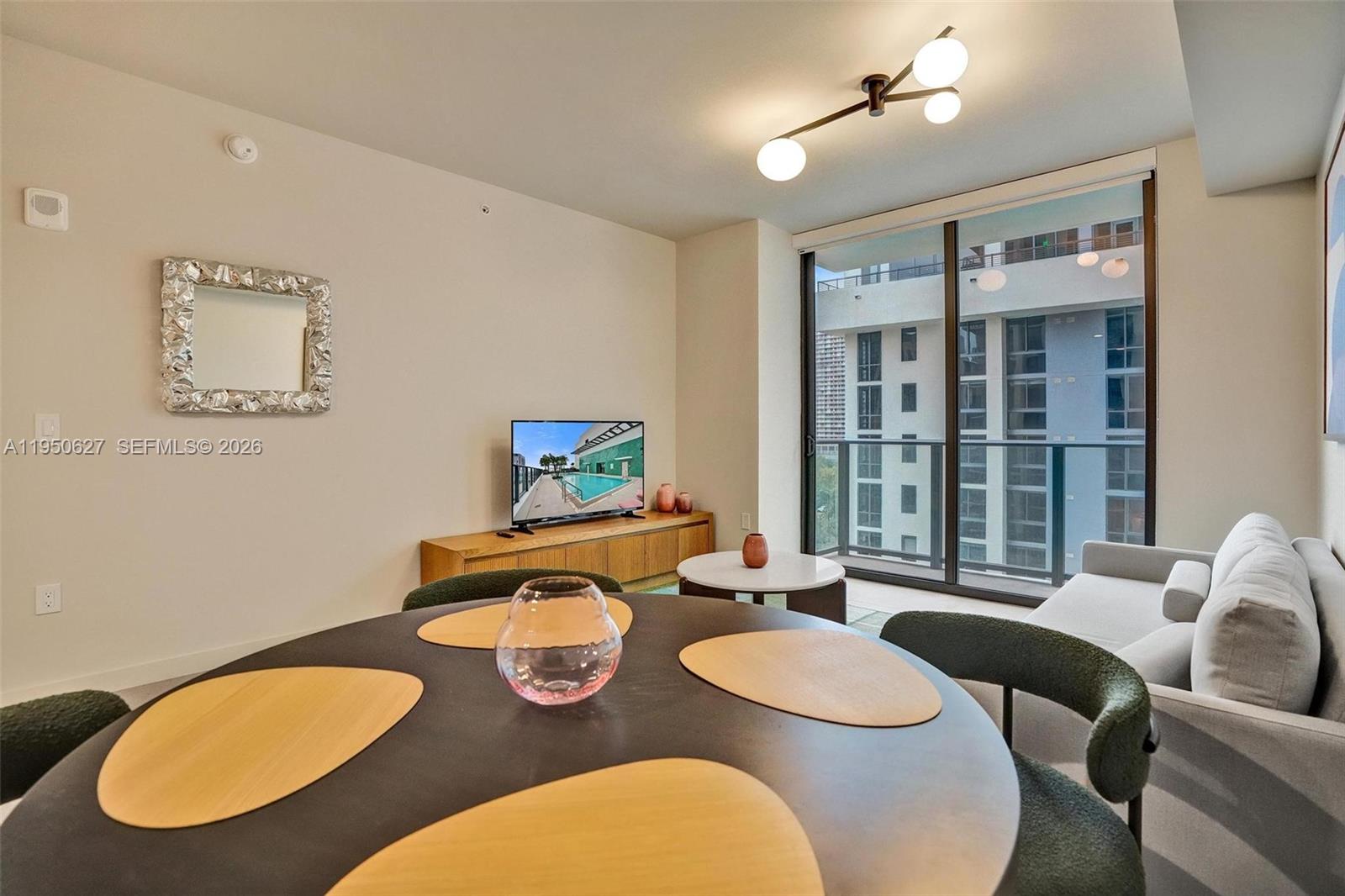 6 Street NE 11 # 712