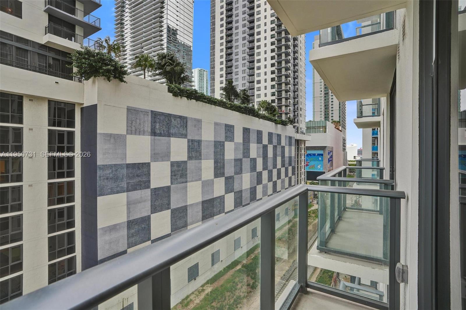 11 NE 6th Street # 1012