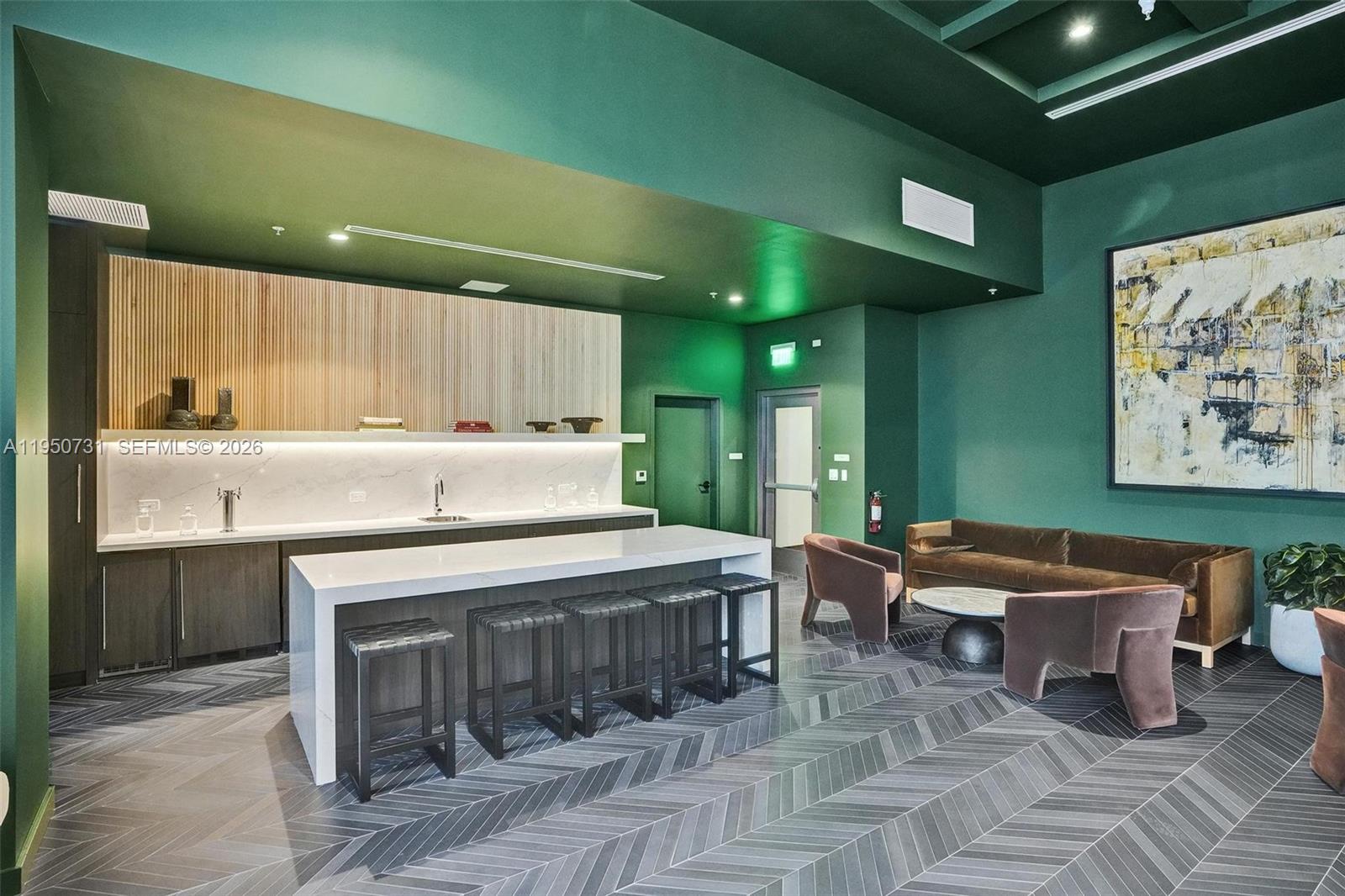 11 NE 6th Street # 1012