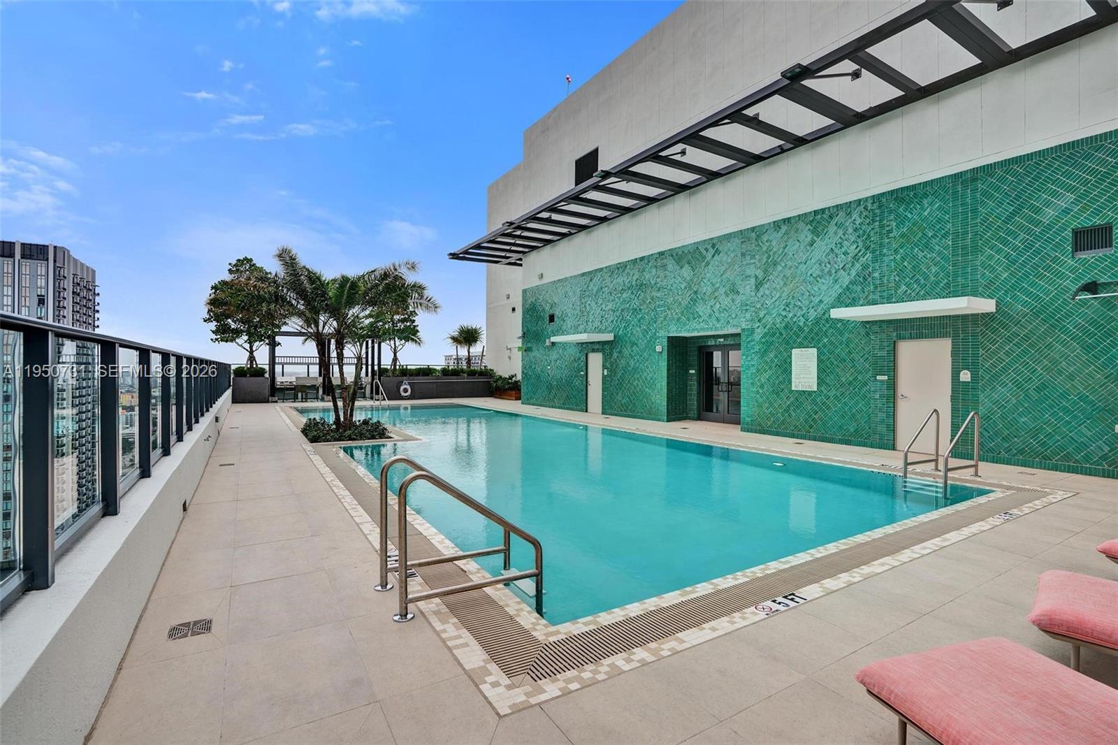 11 NE 6th Street # 1012