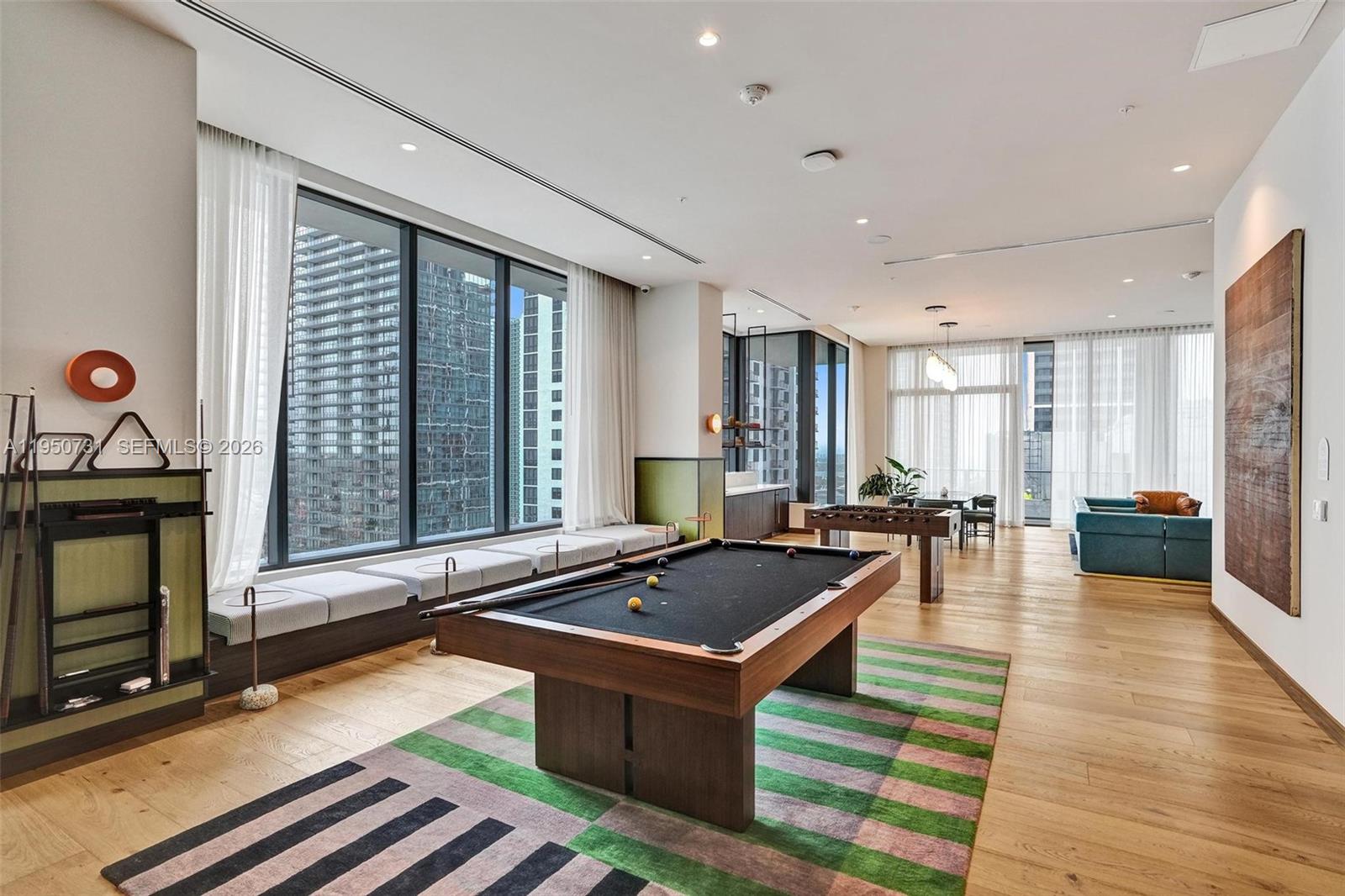 11 NE 6th Street # 1012