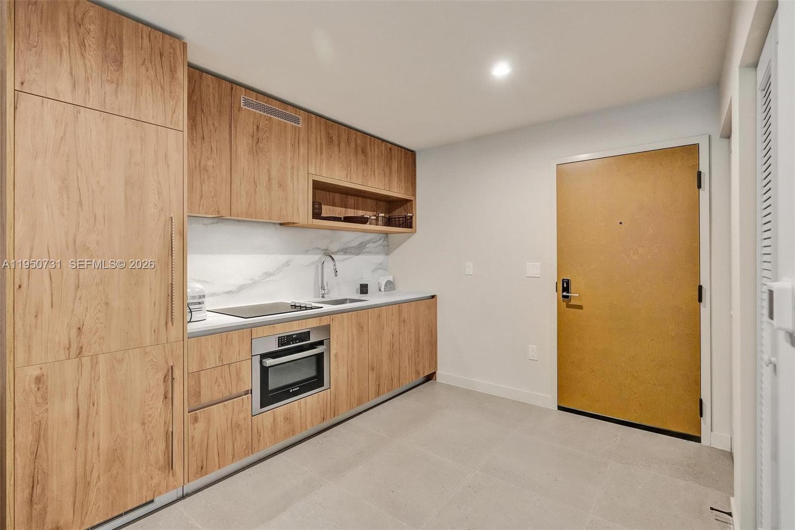 11 NE 6th Street # 1012