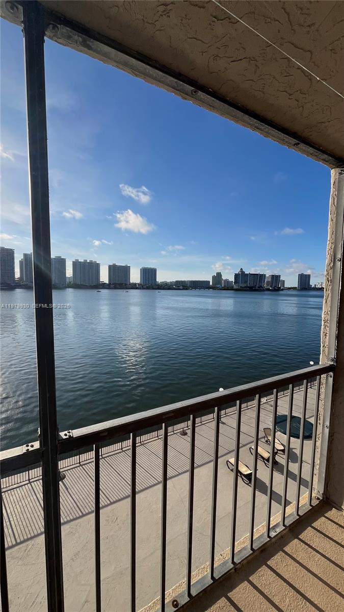 17500 N Bay Rd # S403