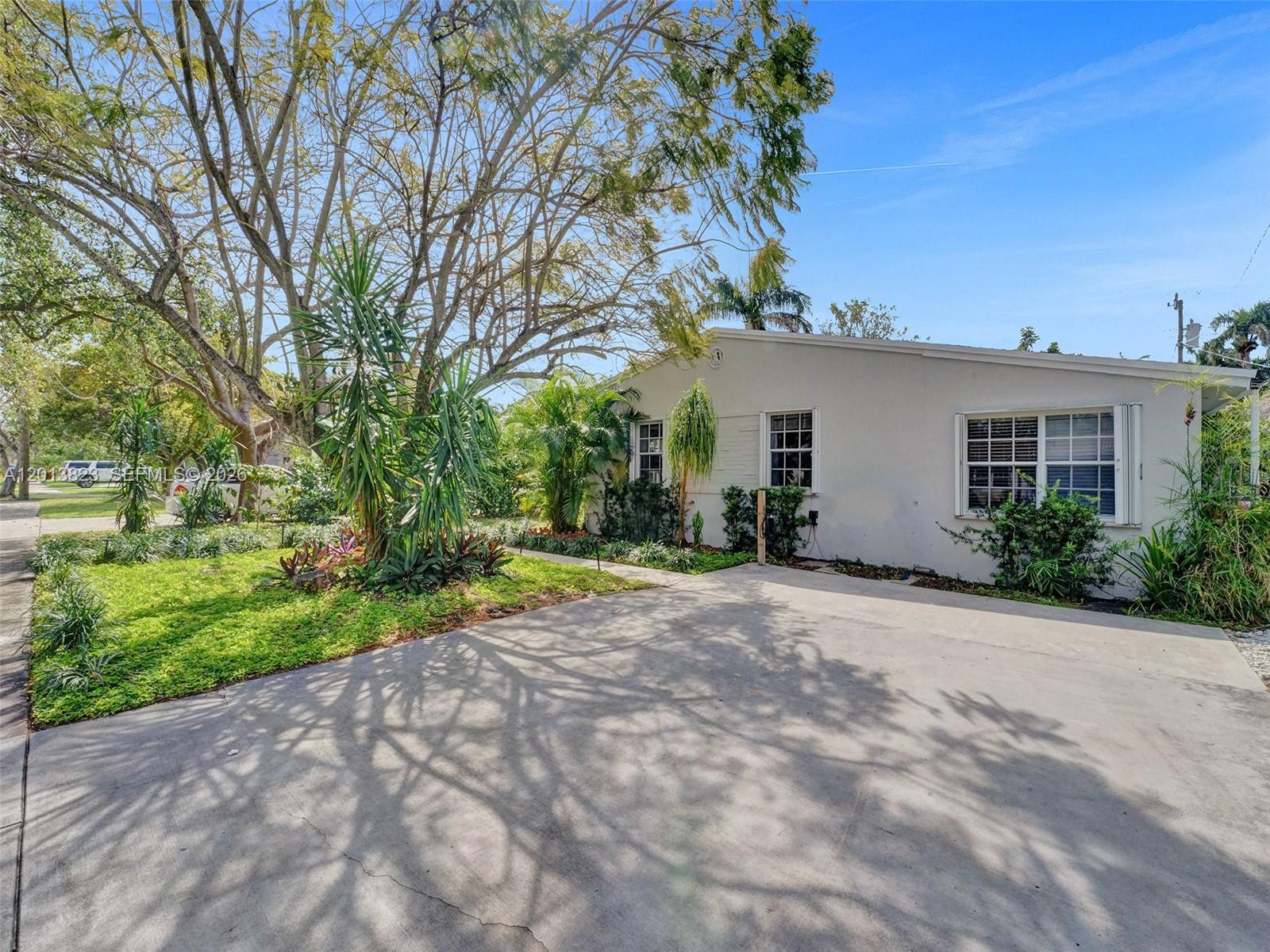 918 NE 4th Court