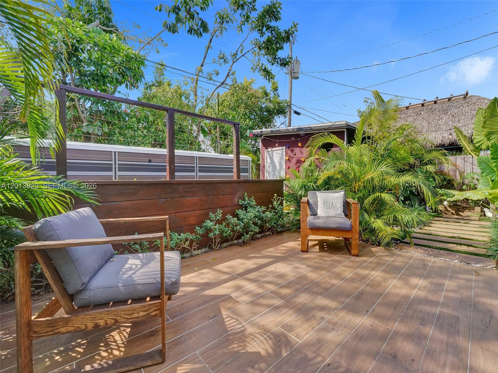 918 NE 4th Court