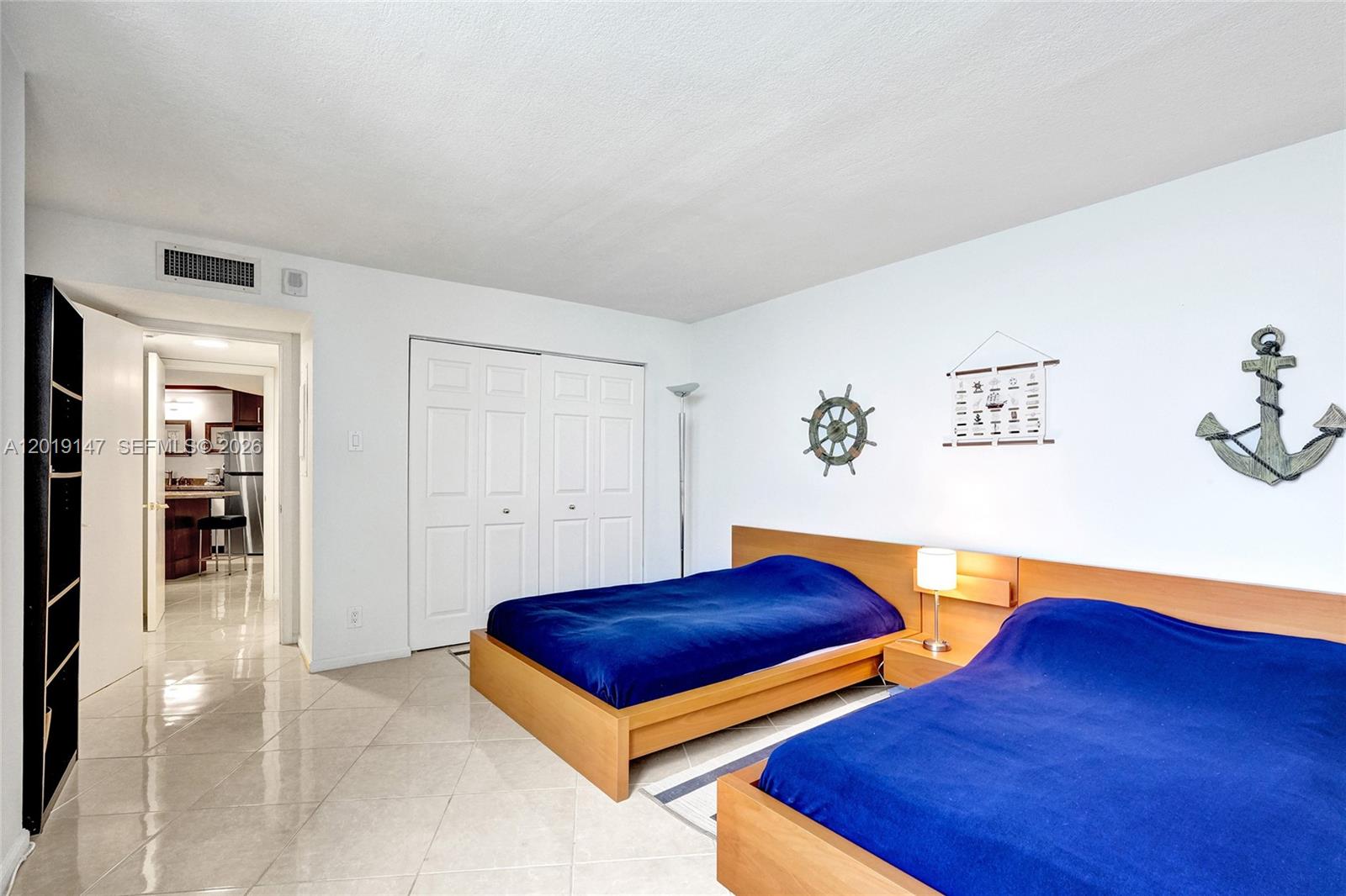 5420 N Ocean Dr # 2201