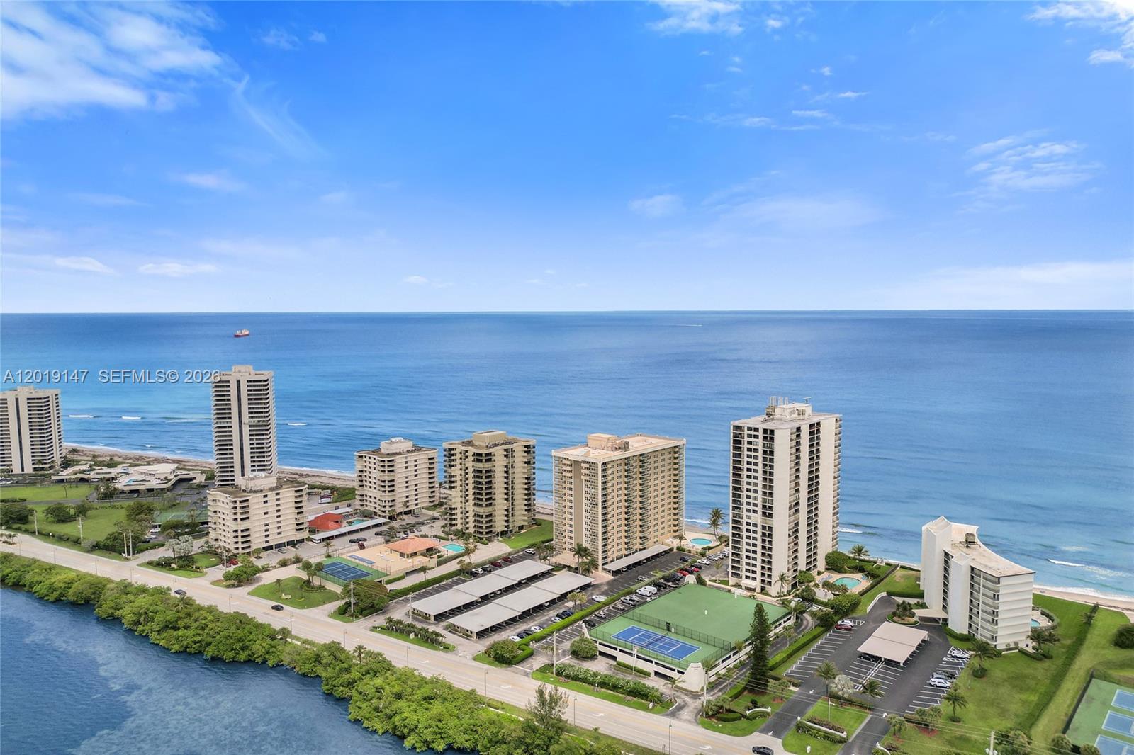 5420 N Ocean Dr # 2201
