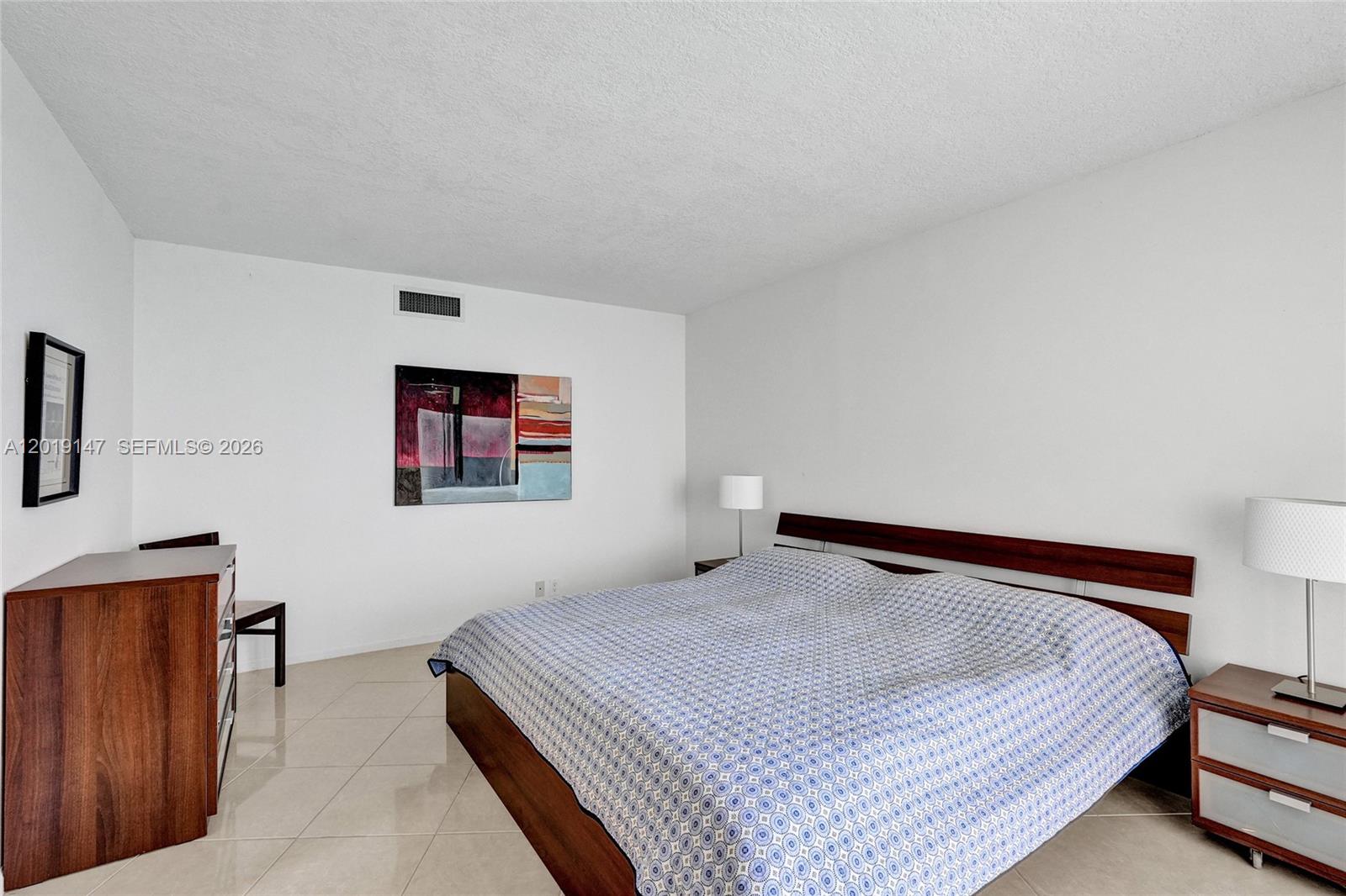 5420 N Ocean Dr # 2201