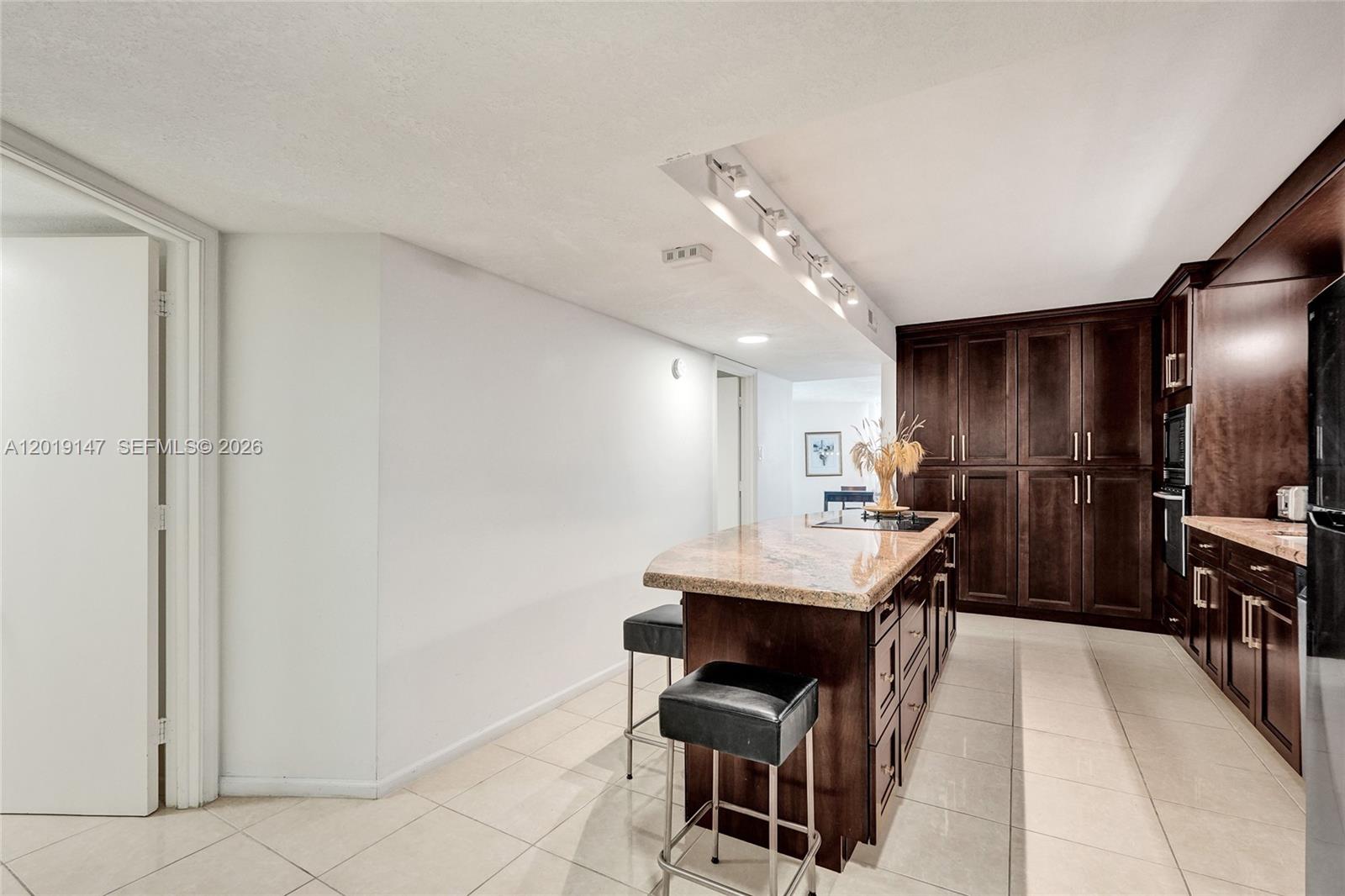 5420 N Ocean Dr # 2201