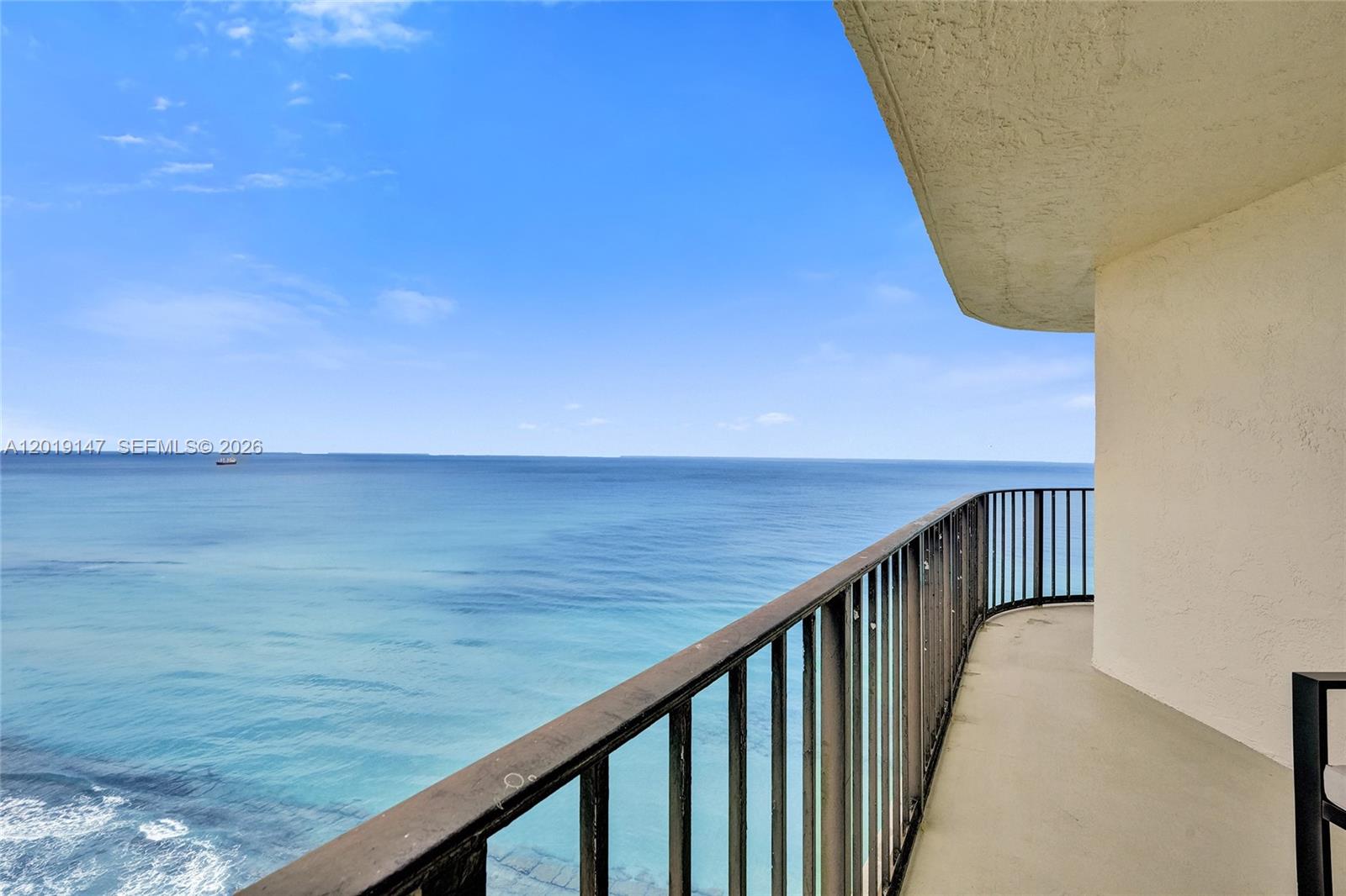 5420 N Ocean Dr # 2201