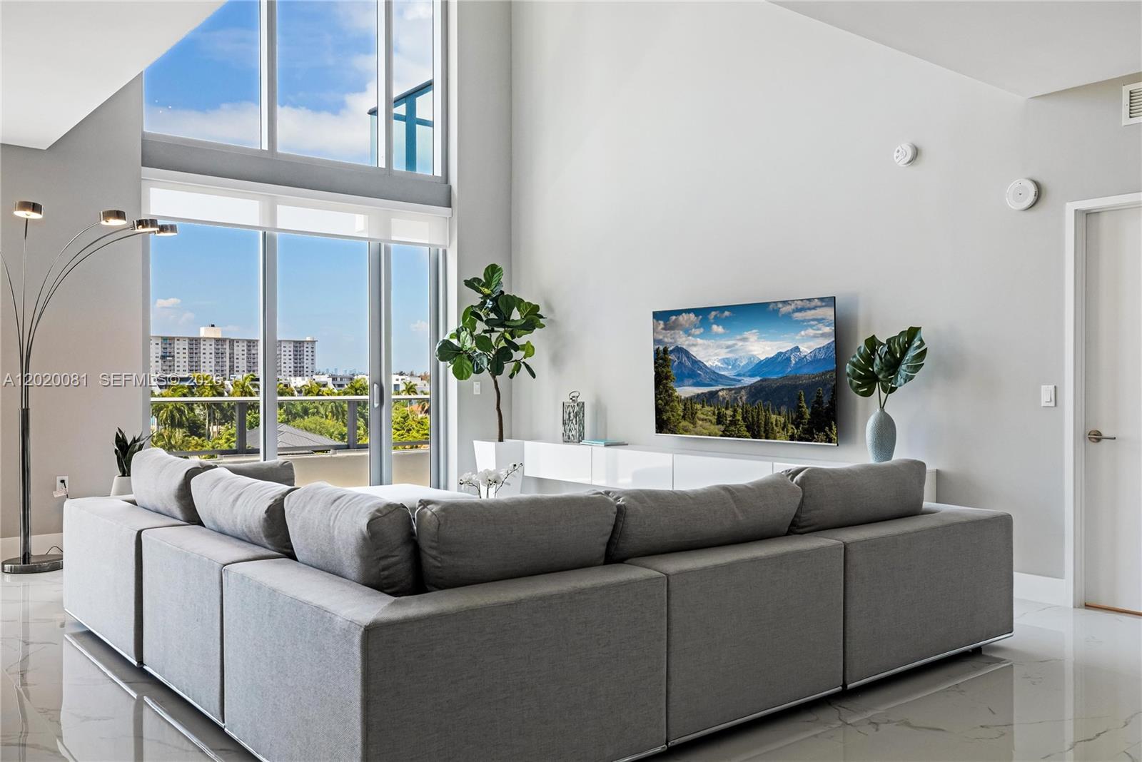 330 Sunny Isles Blvd # 506 Unit: 5-506