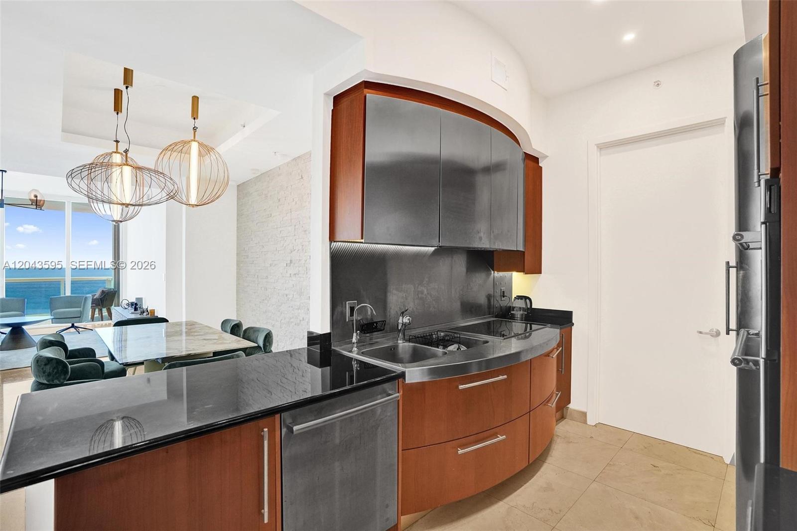 18101 Collins Ave # 1607
