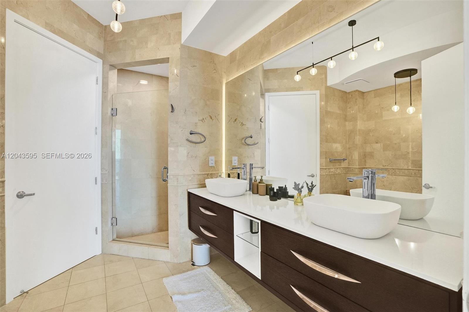 18101 Collins Ave # 1607