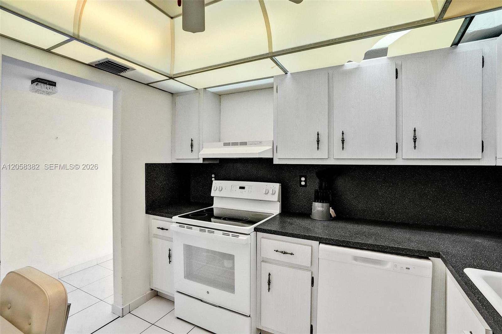 500 Three Islands Blvd # 213
