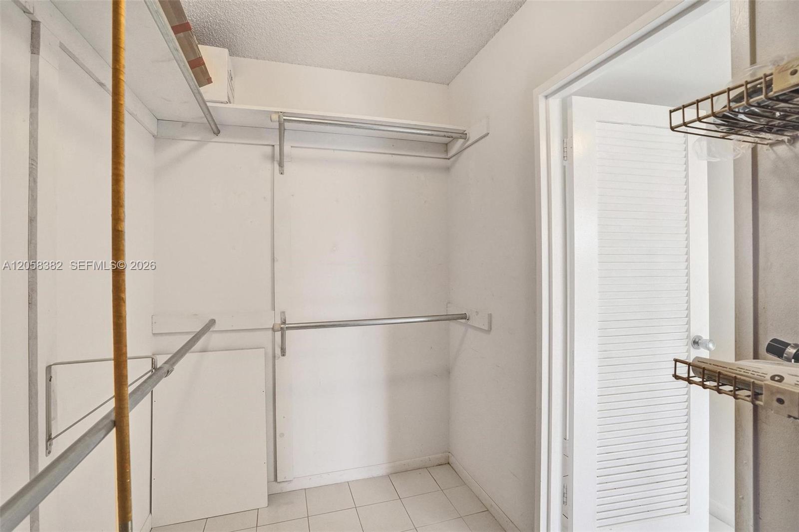 500 Three Islands Blvd # 213