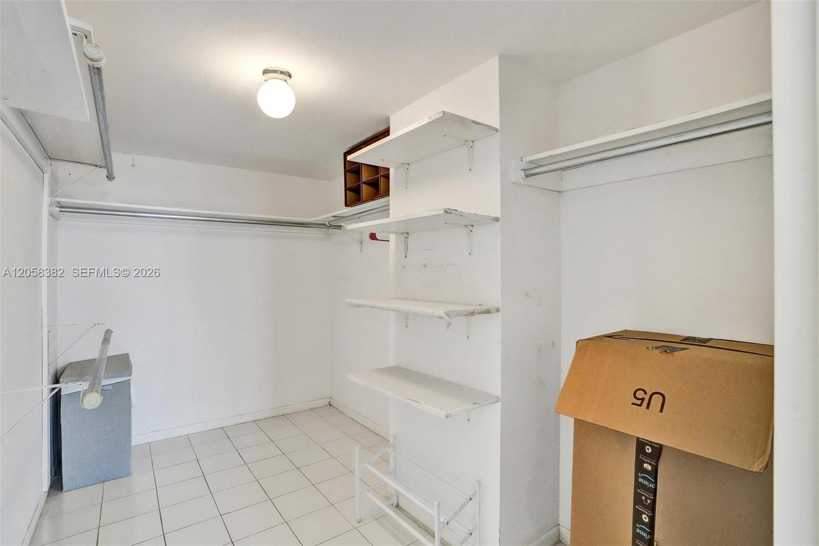 500 Three Islands Blvd # 213