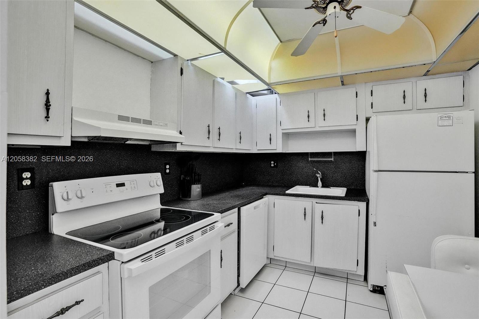 500 Three Islands Blvd # 213