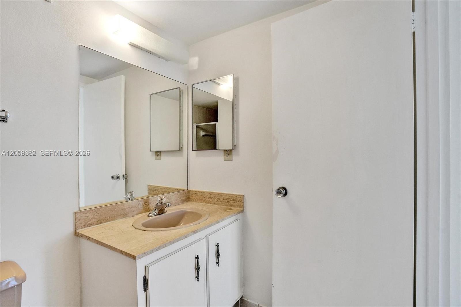 500 Three Islands Blvd # 213