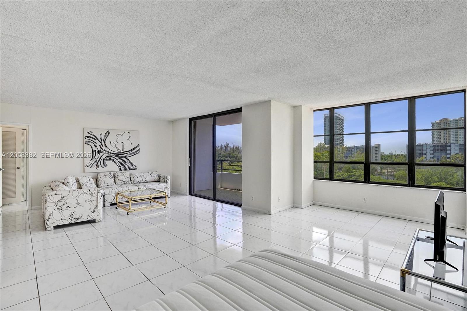500 Three Islands Blvd # 213