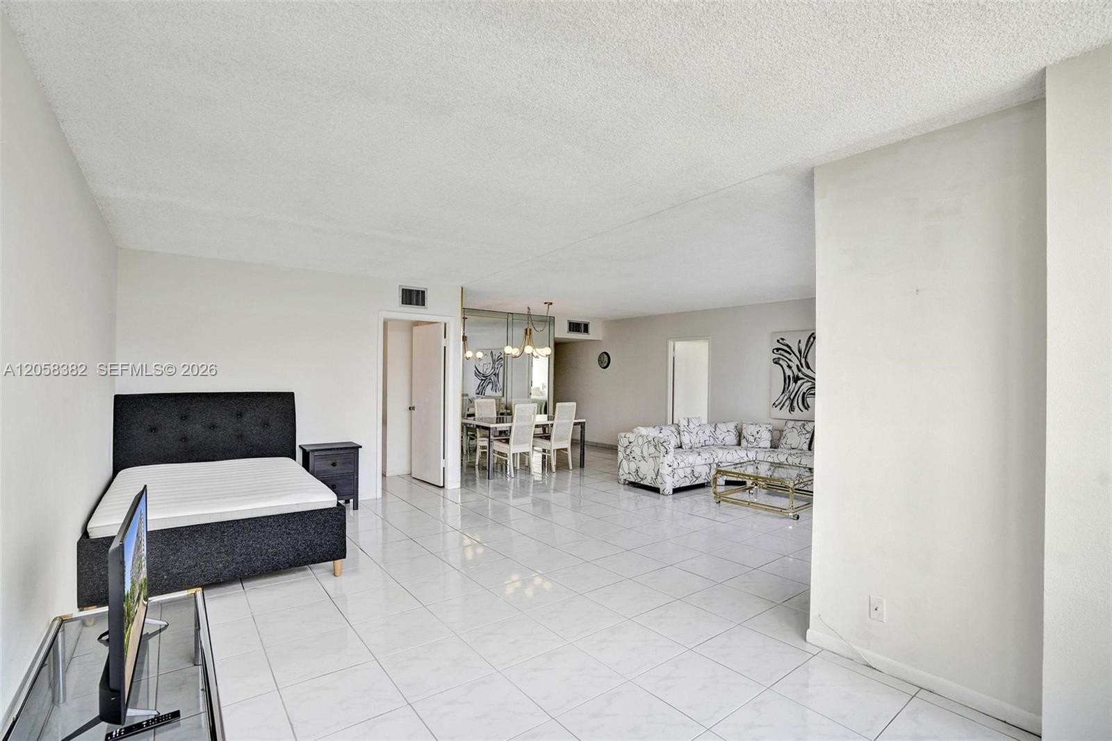 500 Three Islands Blvd # 213