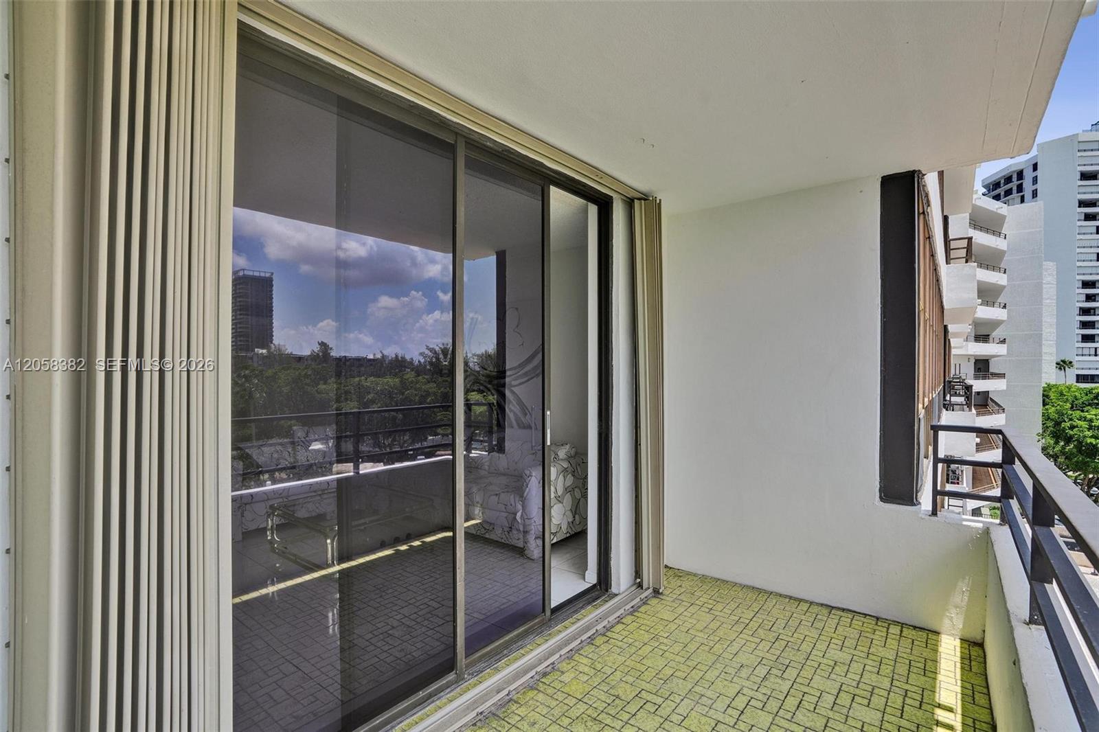 500 Three Islands Blvd # 213