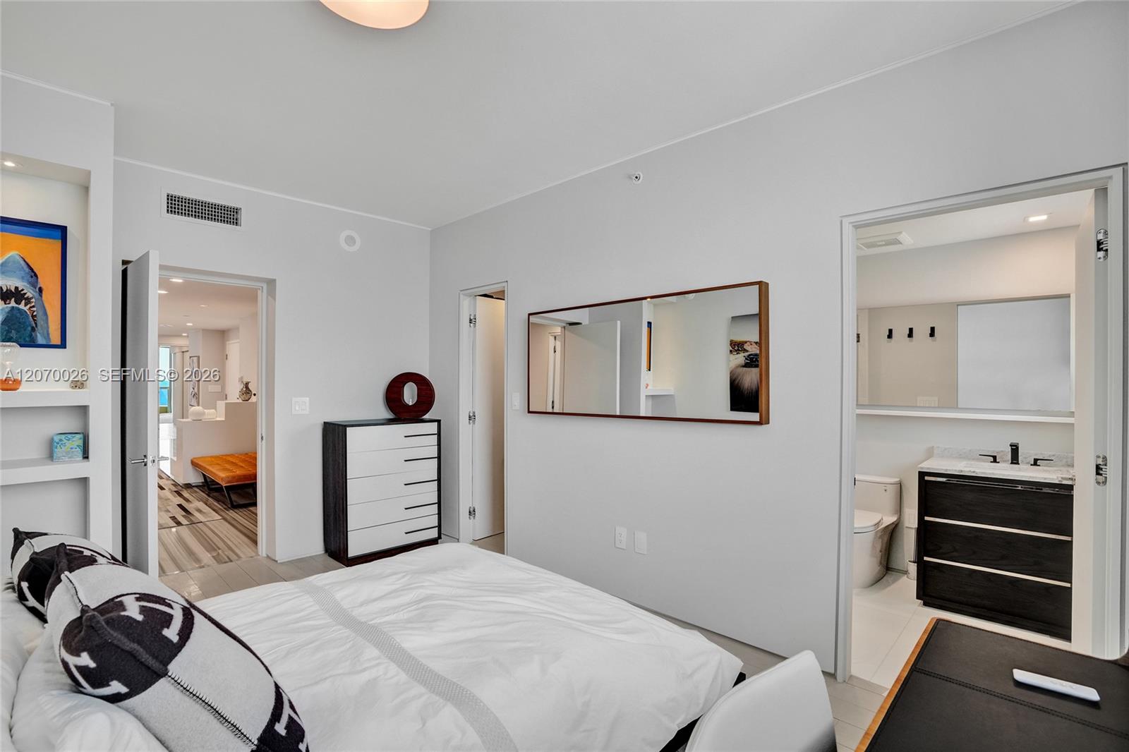 17875 Collins Ave # 3101