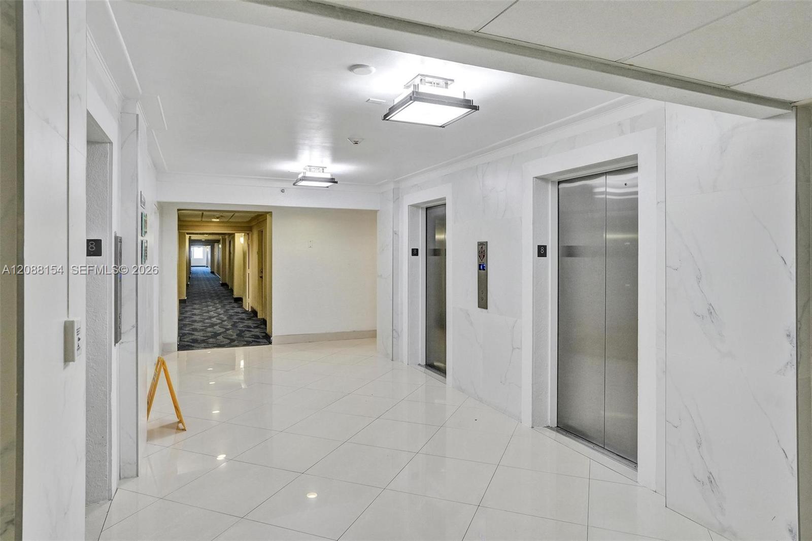 19370 Collins Ave # 816