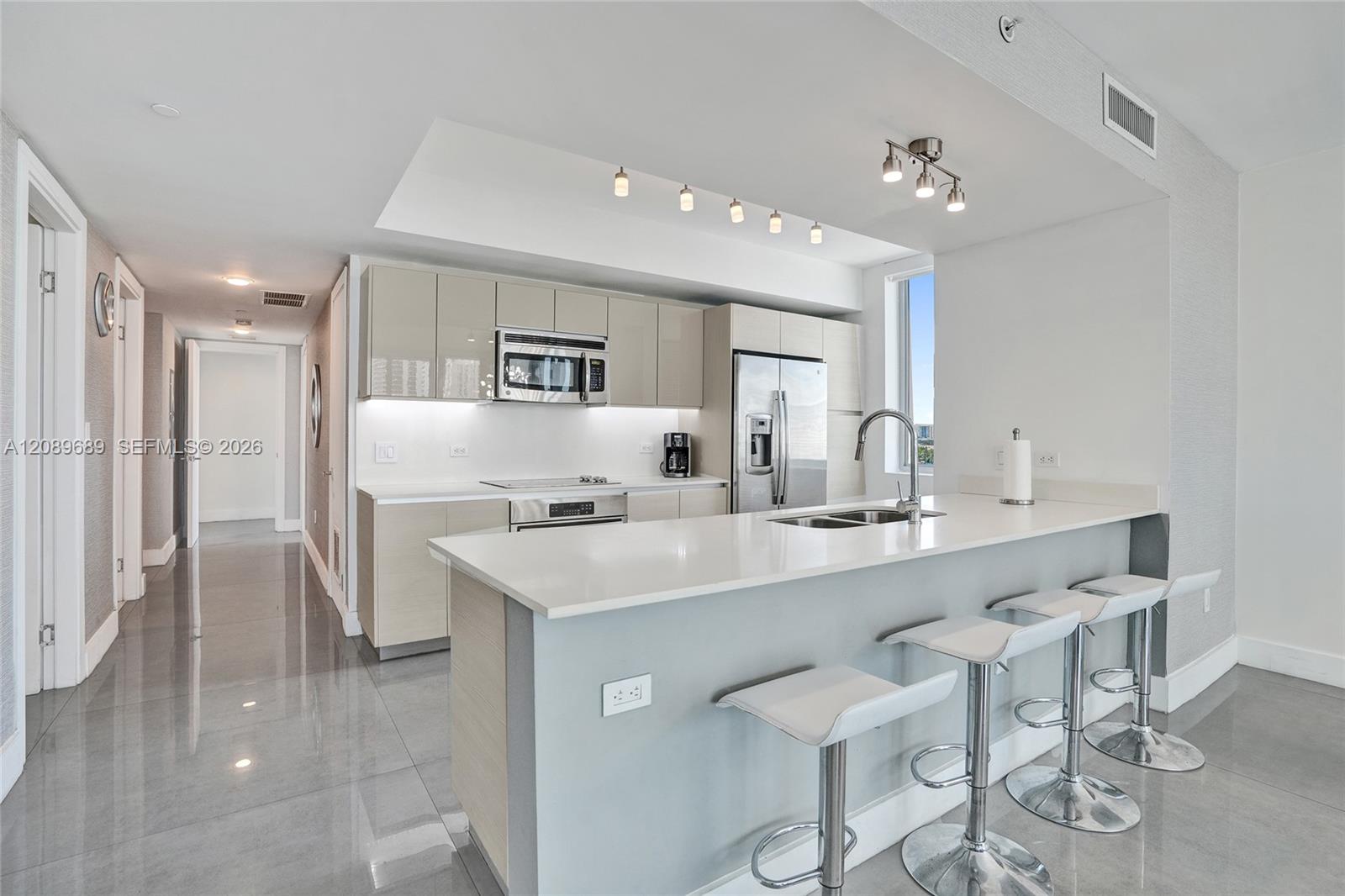 2600 E Hallandale Beach Blvd Unit: T1002