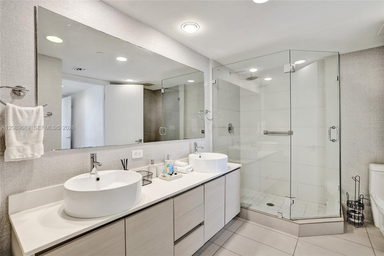 2600 E Hallandale Beach Blvd Unit: T1002