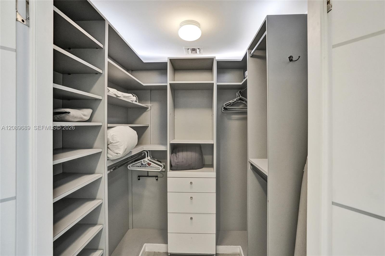 2600 E Hallandale Beach Blvd Unit: T1002