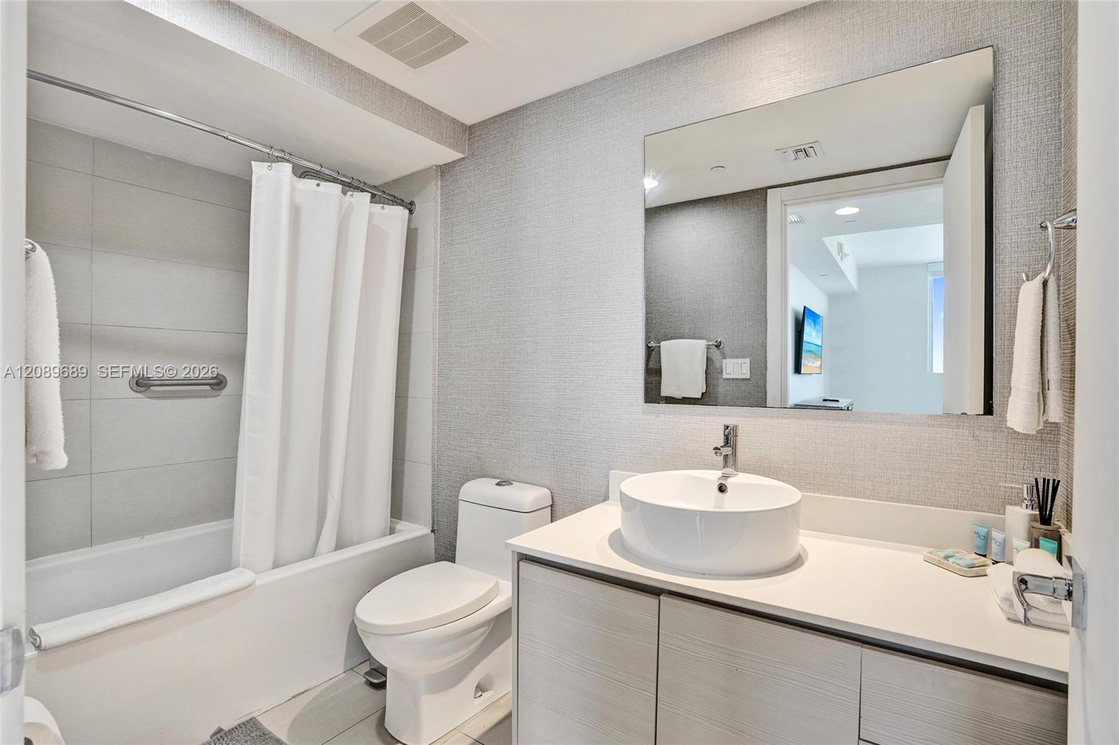 2600 E Hallandale Beach Blvd Unit: T1002